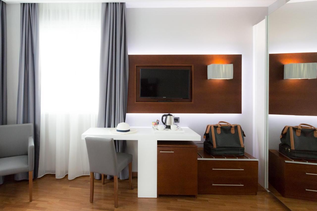 Raffaello Hotel Senigallia Esterno foto